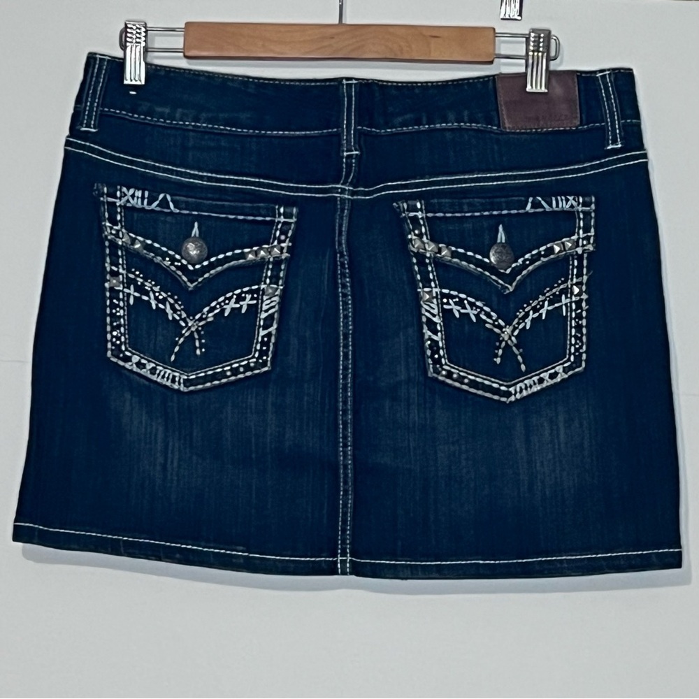 Maurices Embellished Pocket Distressed Denim Mini Skirt Size 11/12 Concert